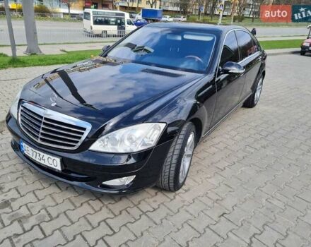 Чорний Мерседес С Клас, об'ємом двигуна 5.5 л та пробігом 203 тис. км за 11400 $, фото 13 на Automoto.ua