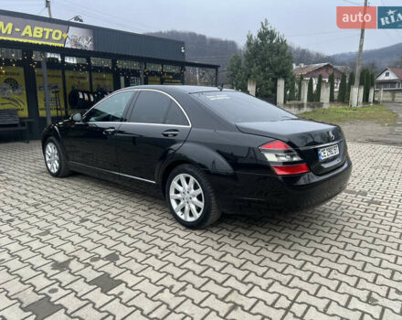 Черный Мерседес С Класс, объемом двигателя 3 л и пробегом 300 тыс. км за 14200 $, фото 8 на Automoto.ua