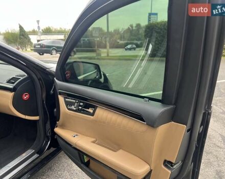 Чорний Мерседес С Клас, об'ємом двигуна 5.5 л та пробігом 125 тис. км за 35500 $, фото 25 на Automoto.ua