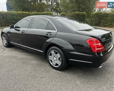 Чорний Мерседес С Клас, об'ємом двигуна 5.5 л та пробігом 125 тис. км за 35500 $, фото 11 на Automoto.ua