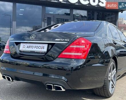 Черный Мерседес С Класс, объемом двигателя 6.21 л и пробегом 150 тыс. км за 16990 $, фото 5 на Automoto.ua