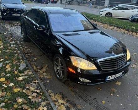 Чорний Мерседес С Клас, об'ємом двигуна 5.5 л та пробігом 155 тис. км за 16800 $, фото 4 на Automoto.ua