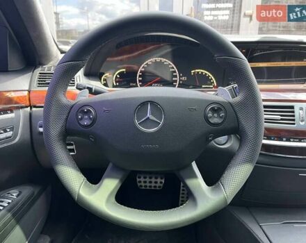 Черный Мерседес С Класс, объемом двигателя 6.21 л и пробегом 150 тыс. км за 16990 $, фото 27 на Automoto.ua