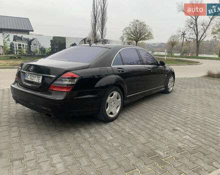 Черный Мерседес С Класс, объемом двигателя 5.51 л и пробегом 249 тыс. км за 14000 $, фото 6 на Automoto.ua