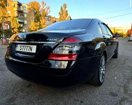 Черный Мерседес С Класс, объемом двигателя 3 л и пробегом 300 тыс. км за 10200 $, фото 2 на Automoto.ua