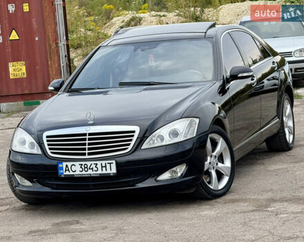 Мерседес С Класс 2007 в Ровно на Automoto.ua Черный Мерседес С Класс, объемом двигателя 5.5 л и пробегом 323 тыс. км за 8999 $, фото 1 на Automoto.ua