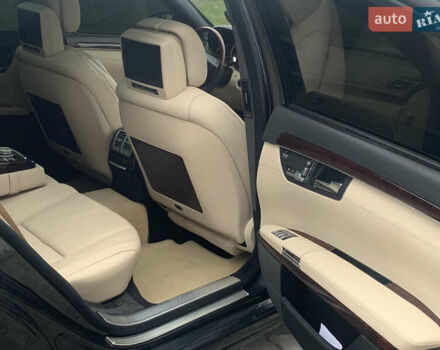 Черный Мерседес С Класс, объемом двигателя 5.51 л и пробегом 249 тыс. км за 14000 $, фото 24 на Automoto.ua