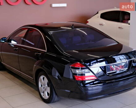 Чорний Мерседес С Клас, об'ємом двигуна 4.7 л та пробігом 218 тис. км за 8900 $, фото 24 на Automoto.ua