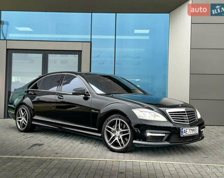 Черный Мерседес С Класс, объемом двигателя 6.3 л и пробегом 91 тыс. км за 25000 $, фото 1 на Automoto.ua