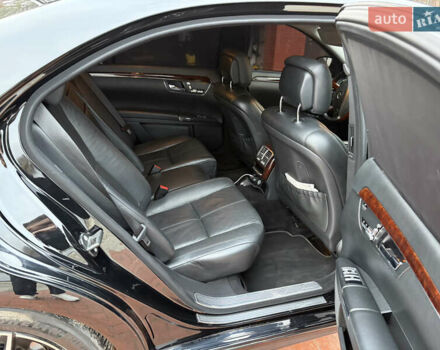 Чорний Мерседес С Клас, об'ємом двигуна 0 л та пробігом 364 тис. км за 11000 $, фото 6 на Automoto.ua