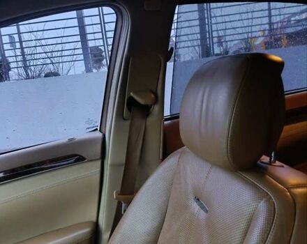 Черный Мерседес С Класс, объемом двигателя 5.46 л и пробегом 235 тыс. км за 12000 $, фото 1 на Automoto.ua