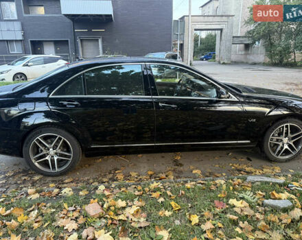 Чорний Мерседес С Клас, об'ємом двигуна 5.5 л та пробігом 155 тис. км за 16800 $, фото 8 на Automoto.ua