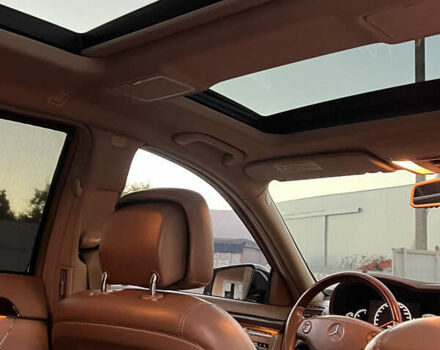 Мерседес С Класс 2007 в Одессе на Automoto.ua Черный Мерседес С Класс, объемом двигателя 5.5 л и пробегом 235 тыс. км за 13200 $, фото 17 на Automoto.ua