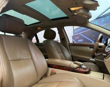 Черный Мерседес С Класс, объемом двигателя 5.5 л и пробегом 265 тыс. км за 10499 $, фото 13 на Automoto.ua