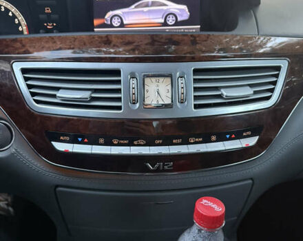 Чорний Мерседес С Клас, об'ємом двигуна 5.5 л та пробігом 155 тис. км за 16800 $, фото 12 на Automoto.ua