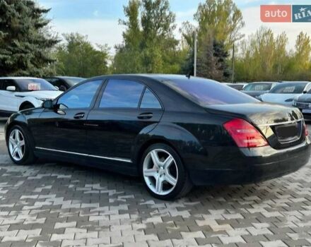 Черный Мерседес С Класс, объемом двигателя 5.5 л и пробегом 205 тыс. км за 11400 $, фото 16 на Automoto.ua
