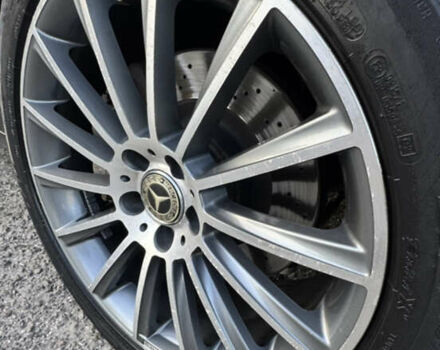 Черный Мерседес С Класс, объемом двигателя 2.99 л и пробегом 300 тыс. км за 10500 $, фото 5 на Automoto.ua