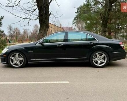 Черный Мерседес С Класс, объемом двигателя 6.21 л и пробегом 95 тыс. км за 27000 $, фото 1 на Automoto.ua