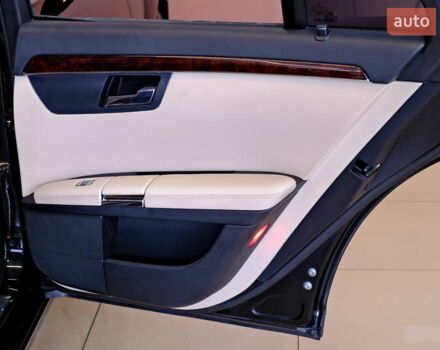 Чорний Мерседес С Клас, об'ємом двигуна 4.7 л та пробігом 218 тис. км за 8900 $, фото 47 на Automoto.ua