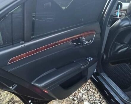Черный Мерседес С Класс, объемом двигателя 5.5 л и пробегом 204 тыс. км за 12650 $, фото 34 на Automoto.ua