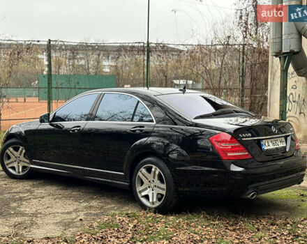 Чорний Мерседес С Клас, об'ємом двигуна 5.5 л та пробігом 288 тис. км за 10950 $, фото 9 на Automoto.ua