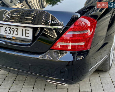 Черный Мерседес С Класс, объемом двигателя 5.46 л и пробегом 171 тыс. км за 14900 $, фото 20 на Automoto.ua