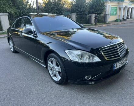 Чорний Мерседес С Клас, об'ємом двигуна 5.5 л та пробігом 500 тис. км за 7650 $, фото 1 на Automoto.ua