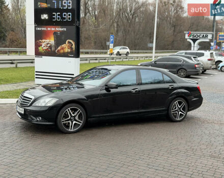 Чорний Мерседес С Клас, об'ємом двигуна 5.46 л та пробігом 160 тис. км за 9990 $, фото 5 на Automoto.ua