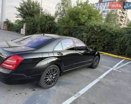 Мерседес С Класс 2007 в Ужгороде на Automoto.ua Черный Мерседес С Класс, объемом двигателя 4.7 л и пробегом 300 тыс. км за 11000 $, фото 11 на Automoto.ua