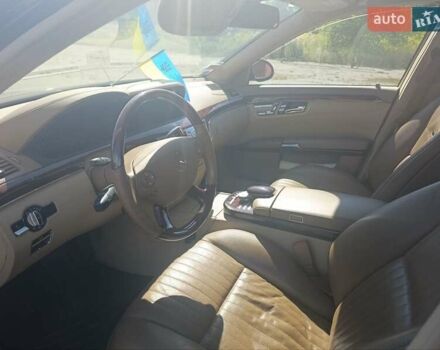 Мерседес С Класс 2007 в Луцке на Automoto.ua Черный Мерседес С Класс, объемом двигателя 5.51 л и пробегом 88 тыс. км за 30000 $, фото 6 на Automoto.ua