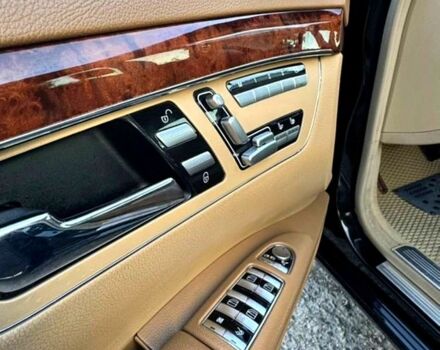 Черный Мерседес С Класс, объемом двигателя 3 л и пробегом 300 тыс. км за 10200 $, фото 10 на Automoto.ua