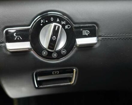 Черный Мерседес С Класс, объемом двигателя 5.46 л и пробегом 322 тыс. км за 15000 $, фото 16 на Automoto.ua