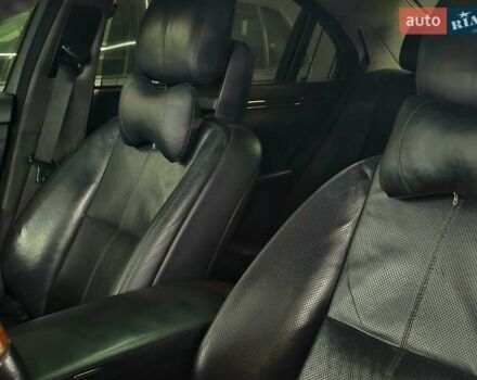 Черный Мерседес С Класс, объемом двигателя 5.46 л и пробегом 266 тыс. км за 10989 $, фото 8 на Automoto.ua