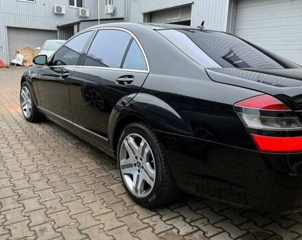 Чорний Мерседес С Клас, об'ємом двигуна 5.5 л та пробігом 203 тис. км за 11400 $, фото 28 на Automoto.ua