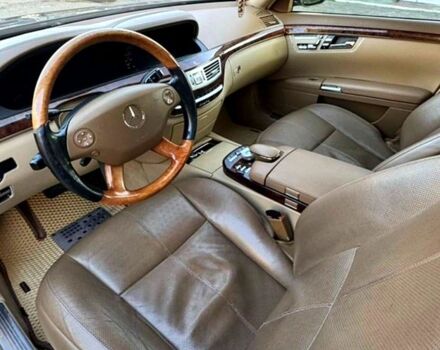 Черный Мерседес С Класс, объемом двигателя 3 л и пробегом 300 тыс. км за 10200 $, фото 9 на Automoto.ua