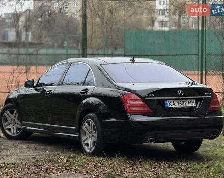 Чорний Мерседес С Клас, об'ємом двигуна 5.5 л та пробігом 288 тис. км за 10950 $, фото 4 на Automoto.ua