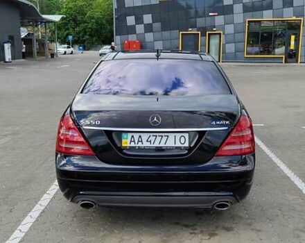 Черный Мерседес С Класс, объемом двигателя 5.5 л и пробегом 288 тыс. км за 11999 $, фото 4 на Automoto.ua