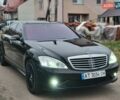 Черный Мерседес С Класс, объемом двигателя 5.5 л и пробегом 300 тыс. км за 9999 $, фото 1 на Automoto.ua