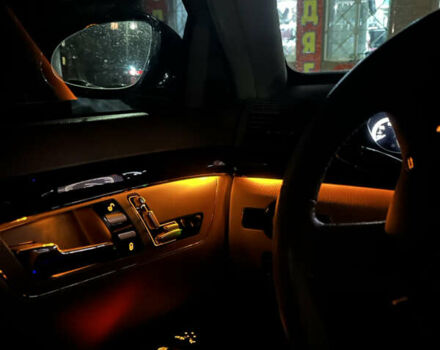 Черный Мерседес С Класс, объемом двигателя 2.99 л и пробегом 306 тыс. км за 10500 $, фото 17 на Automoto.ua