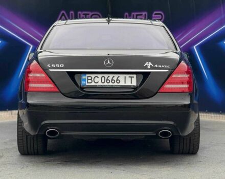 Черный Мерседес С Класс, объемом двигателя 5.5 л и пробегом 265 тыс. км за 10499 $, фото 4 на Automoto.ua