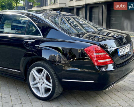 Черный Мерседес С Класс, объемом двигателя 5.46 л и пробегом 171 тыс. км за 14900 $, фото 14 на Automoto.ua