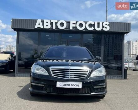 Черный Мерседес С Класс, объемом двигателя 6.21 л и пробегом 150 тыс. км за 16990 $, фото 1 на Automoto.ua