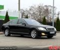 Черный Мерседес С Класс, объемом двигателя 3.5 л и пробегом 220 тыс. км за 10000 $, фото 1 на Automoto.ua