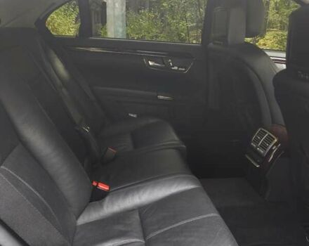 Черный Мерседес С Класс, объемом двигателя 5.46 л и пробегом 322 тыс. км за 15000 $, фото 33 на Automoto.ua