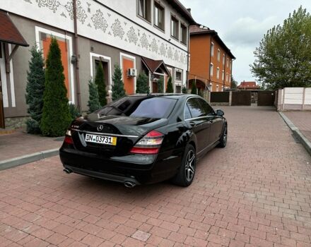 Черный Мерседес С Класс, объемом двигателя 5.5 л и пробегом 330 тыс. км за 10000 $, фото 8 на Automoto.ua