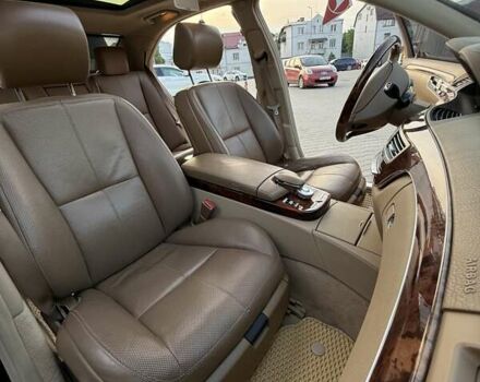 Мерседес С Класс 2007 в Киеве на Automoto.ua Черный Мерседес С Класс, объемом двигателя 5.5 л и пробегом 251 тыс. км за 14500 $, фото 16 на Automoto.ua