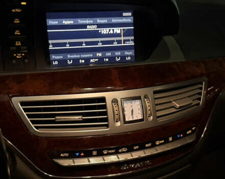 Черный Мерседес С Класс, объемом двигателя 5.5 л и пробегом 176 тыс. км за 8499 $, фото 40 на Automoto.ua