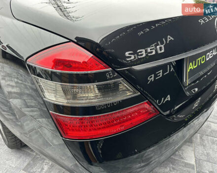 Чорний Мерседес С Клас, об'ємом двигуна 3.5 л та пробігом 220 тис. км за 10800 $, фото 11 на Automoto.ua