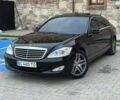 Чорний Мерседес С Клас, об'ємом двигуна 5.46 л та пробігом 300 тис. км за 8000 $, фото 1 на Automoto.ua