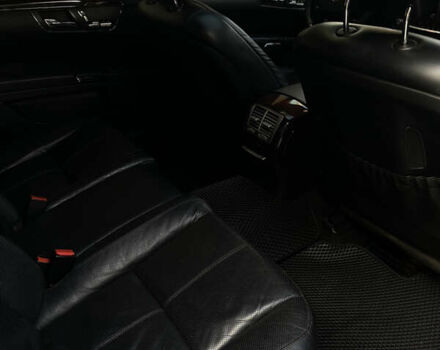 Чорний Мерседес С Клас, об'ємом двигуна 5.5 л та пробігом 303 тис. км за 10400 $, фото 15 на Automoto.ua